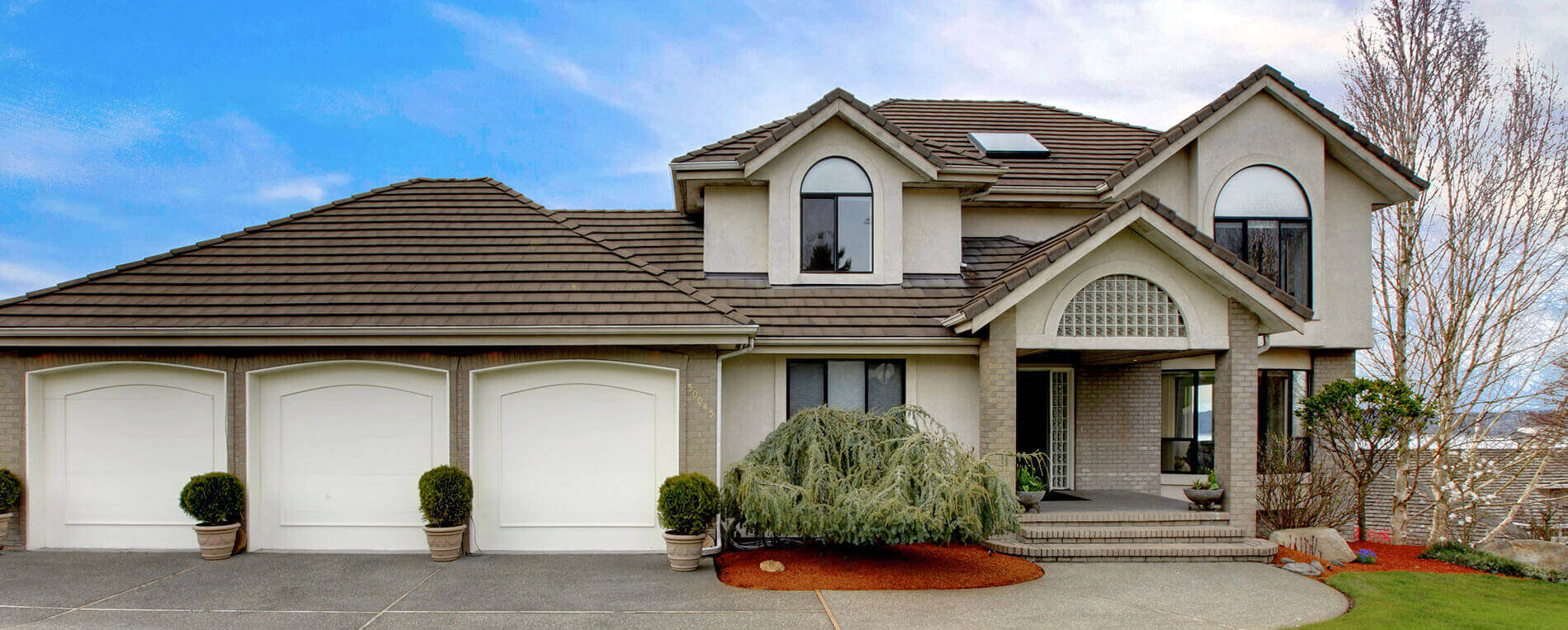 New Garage Door Installation In Lakeside